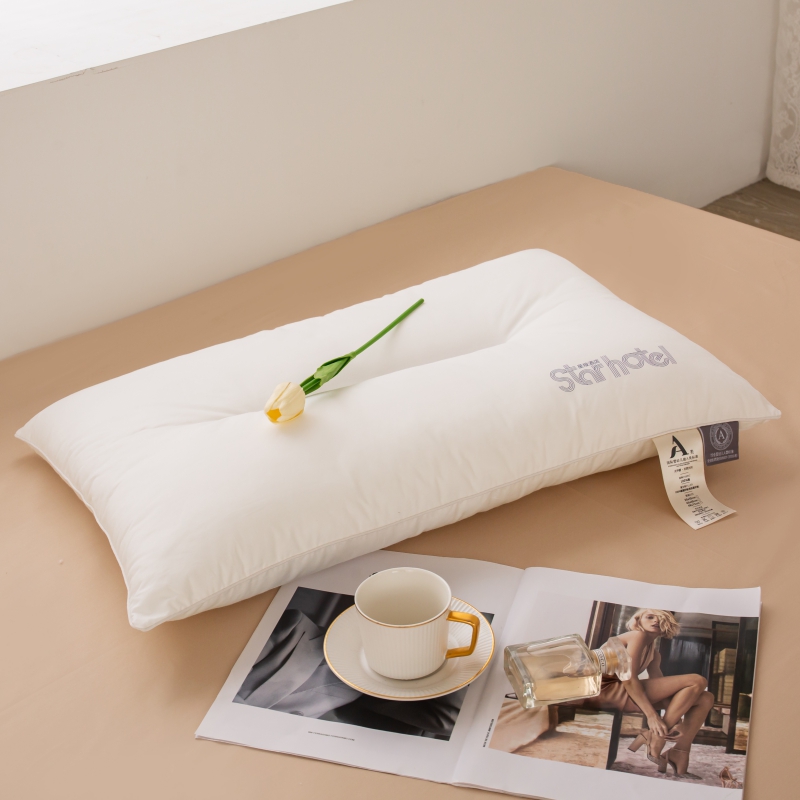 2023新款五星级酒店专用护颈枕 枕头枕芯