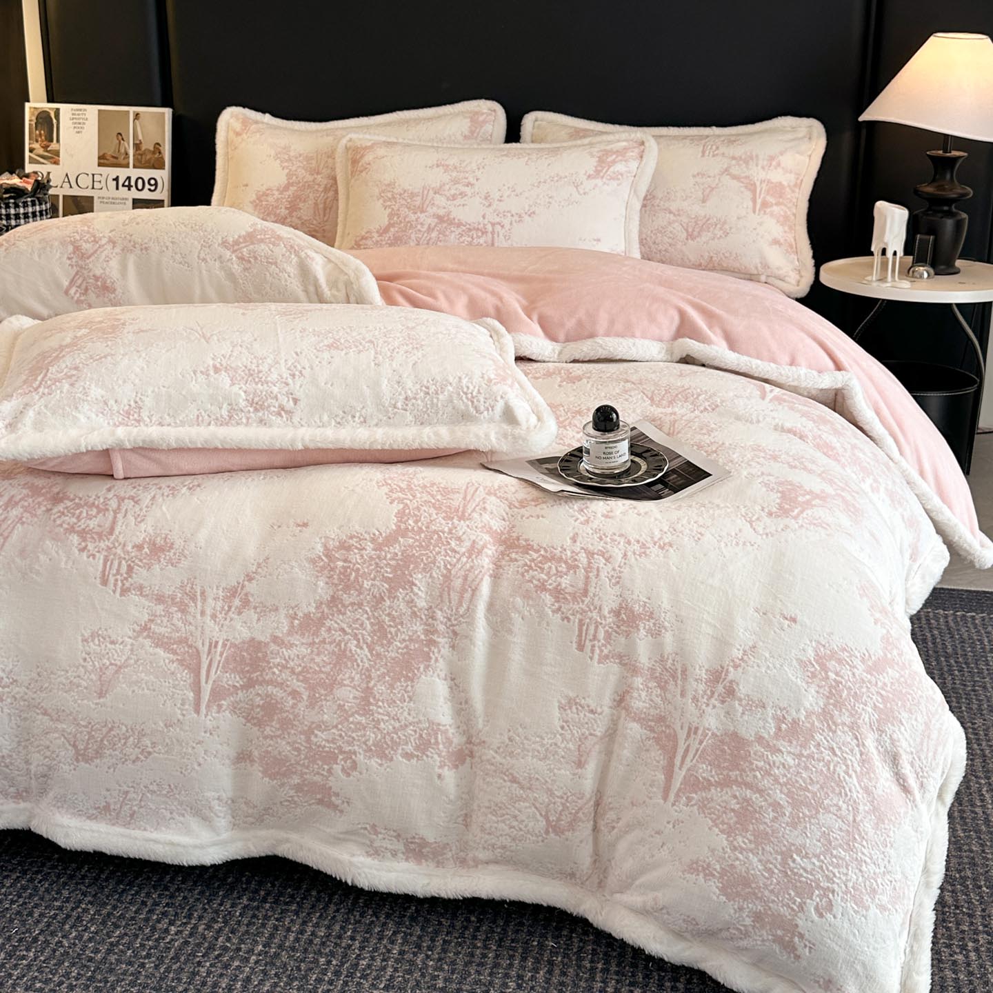 2025新款雕花牛奶绒四件套