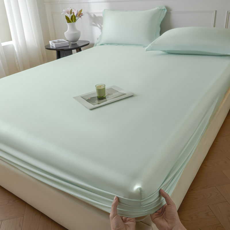 2025新款纯色兰精天丝棉单床笠 场景1