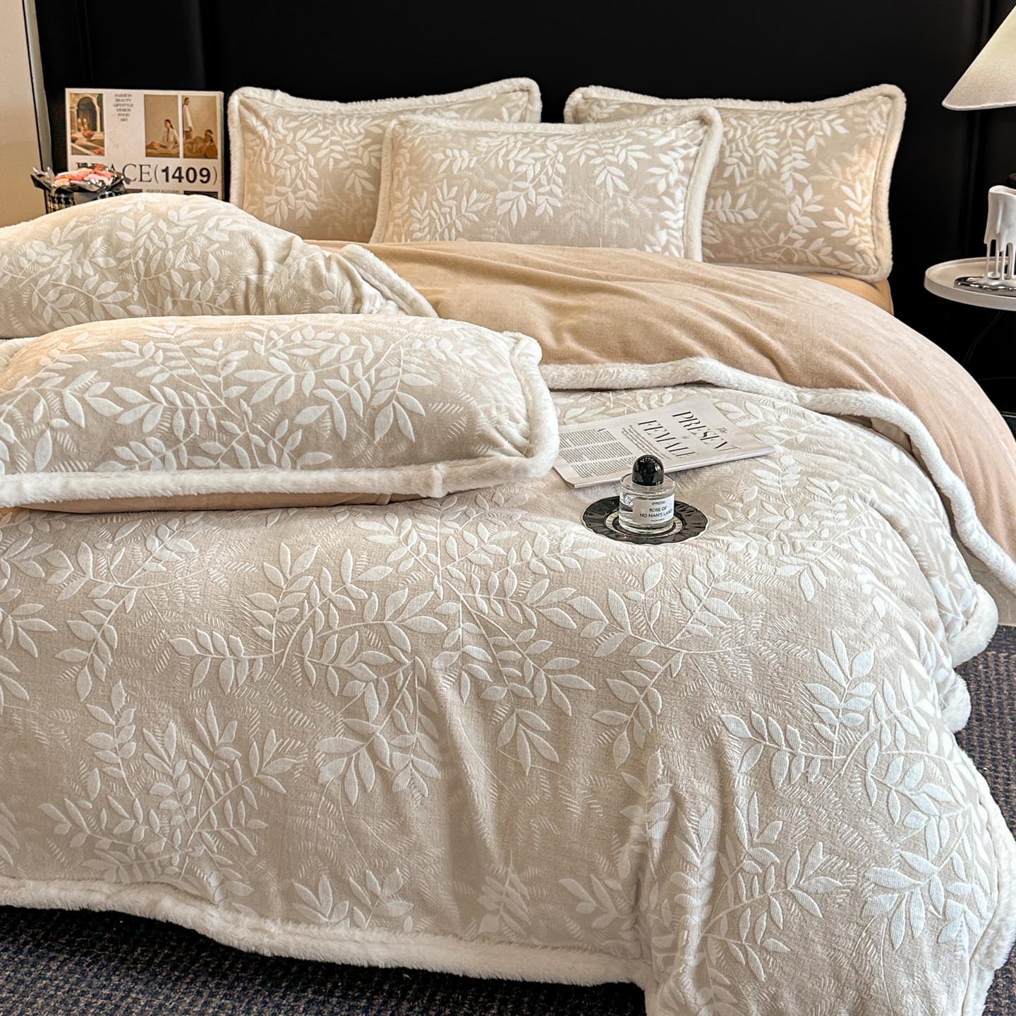 2025新款雕花牛奶绒四件套