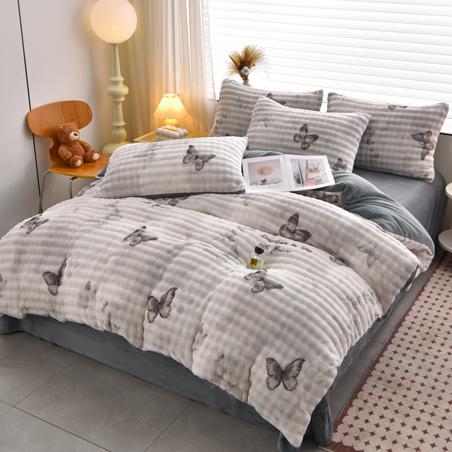 91家纺网 家纺一手货源 找家纺 （总）苏迪网销供货 2025新款牛奶绒加厚高克重A类兔毛牛奶泡泡绒四件套