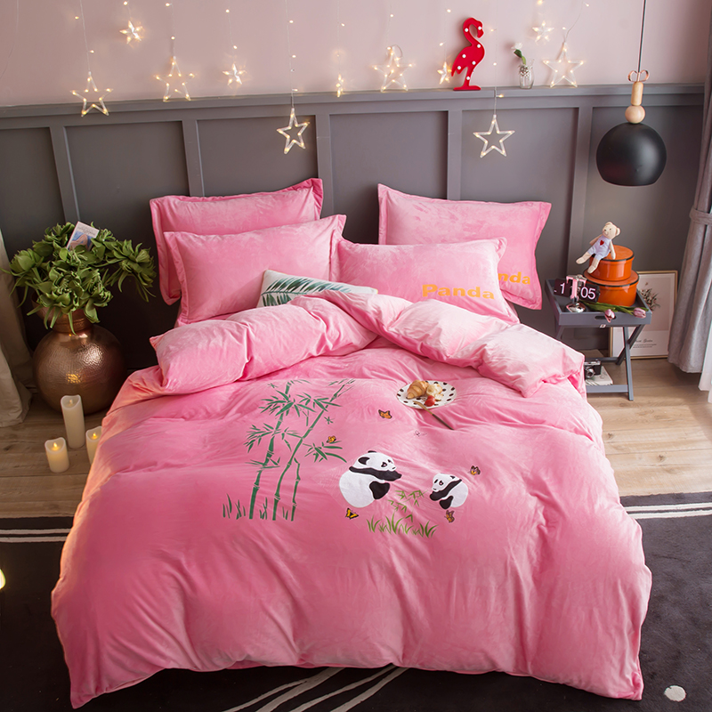 2018新款水晶绒熊猫四件套 1.5m（5英尺）床