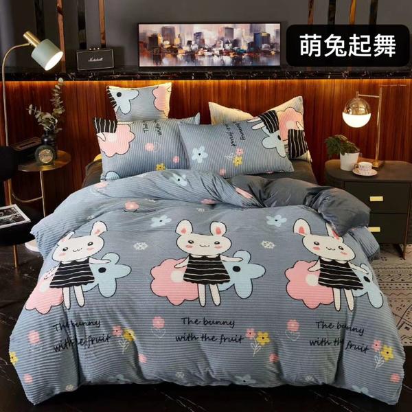 鼠标滚轮向上或向下滚动,能放大或缩小图片哦~
