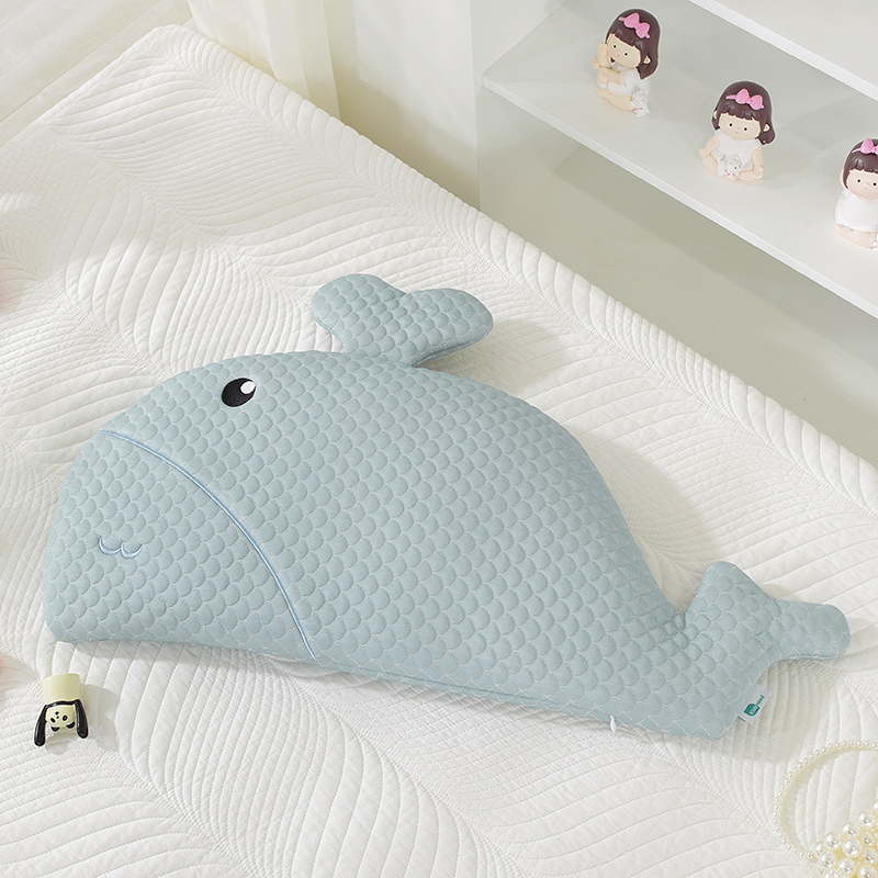 2024新款婴儿枕头凉感丝荞麦枕凉豆豆卡通小象枕头枕芯 63x28cm 鲸鱼 兰