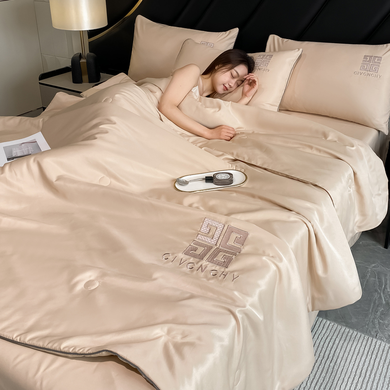2026新款水洗真丝刺绣夏被-梵希 梵希-奶杏色