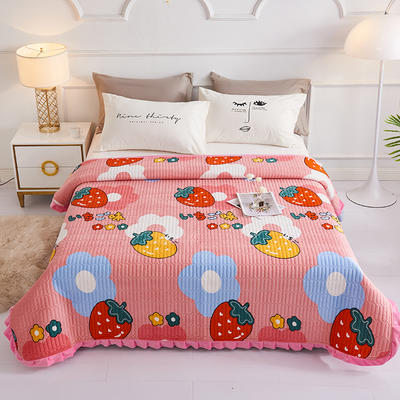 2021新款多功能水晶绒夹棉床盖 200*230cm单床盖 甜心草莓