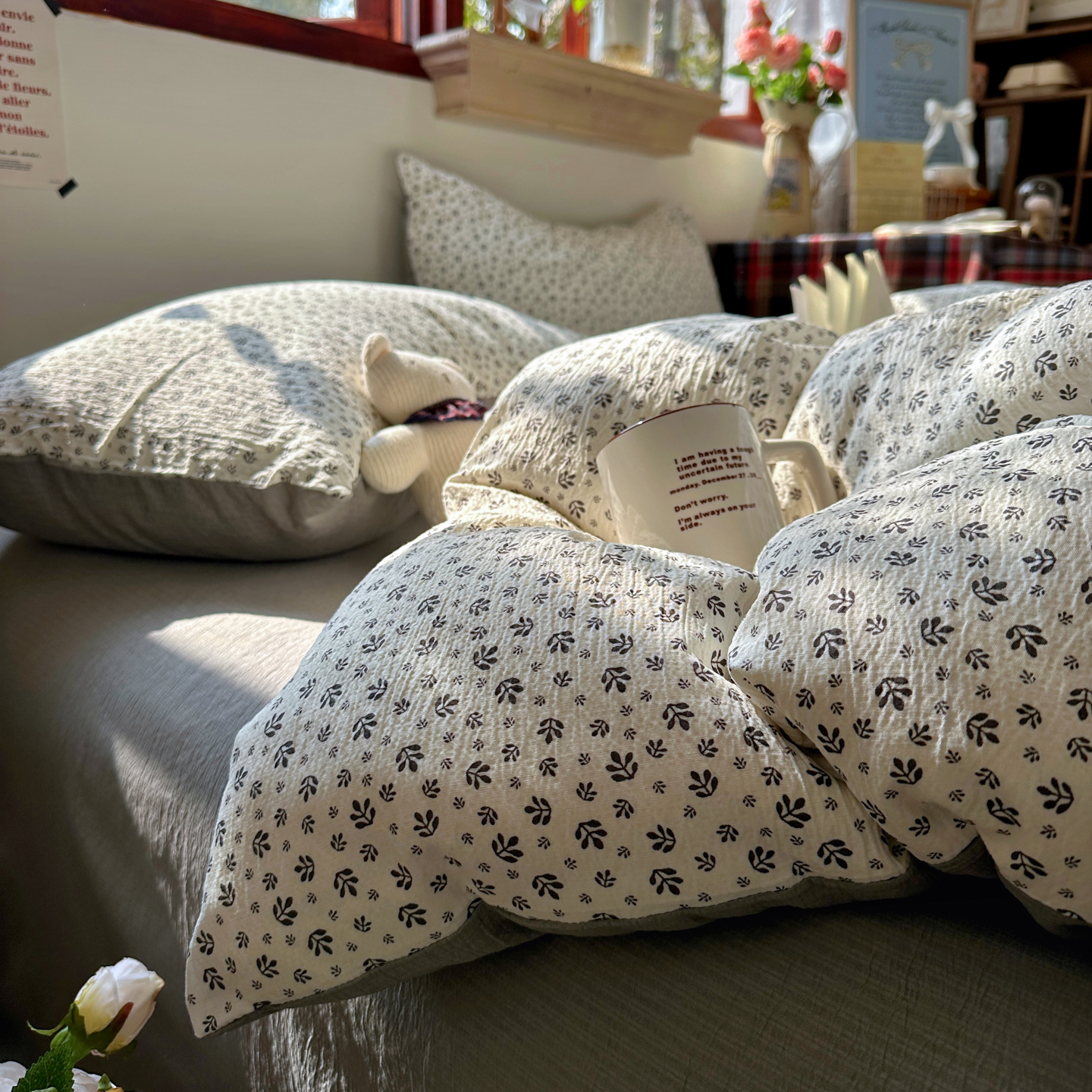 2026新款日韩系复古印花小碎花软糯贴肤慵懒伴眠超治愈的床单床笠款四件套（专版花型） 小印-浅花-米灰