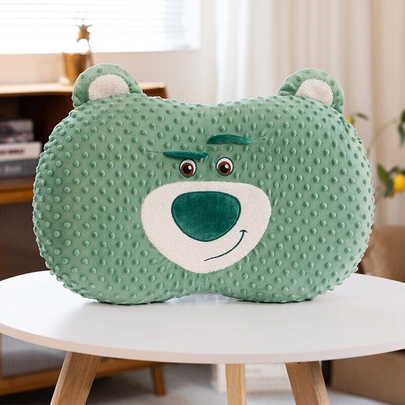 2022新款卡通猫肚皮枕系列 绿色草莓熊-豆豆绒