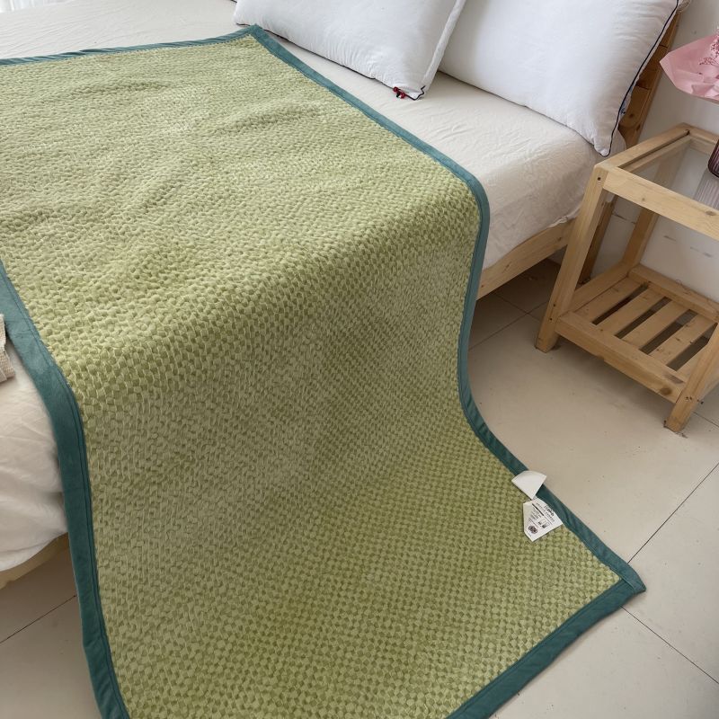2022新款牛奶绒单人毯飘窗垫沙发垫牛奶绒床盖系列 90×200cm 纯色绿
