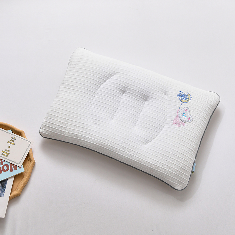 2023新款儿童A类针织护颈枕低枕防止头部离开枕芯加长枕头处理柔软舒适 白色小号30*58cm400g