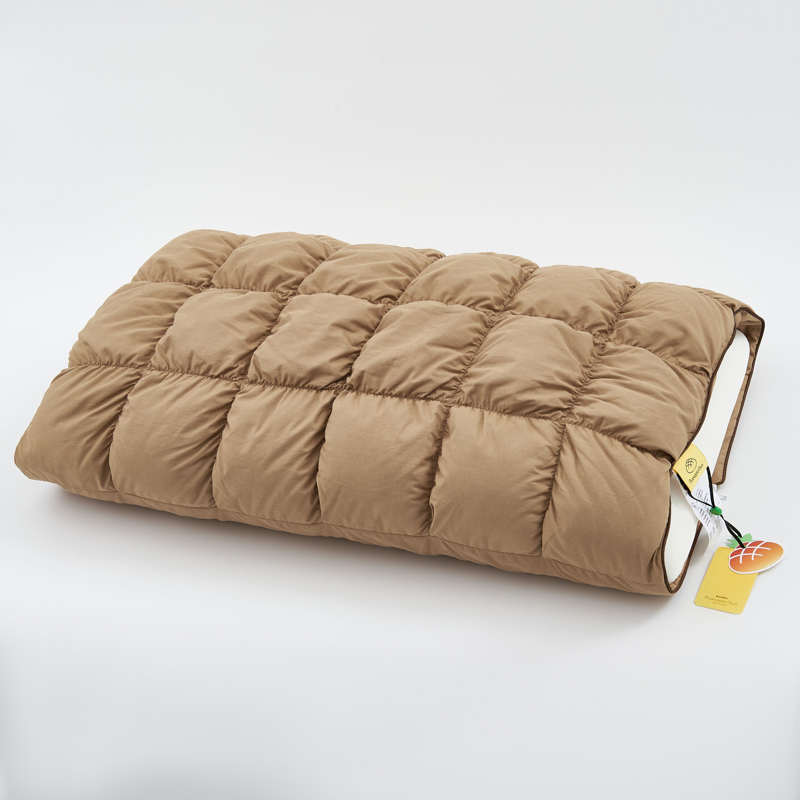 2024新款酥芯菠萝包慢弹记忆枕一枕多用外套可以当作小毯子来使用隐形拉链 48*74cm/只 驼色