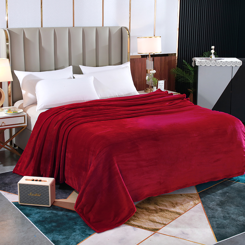 新款220克纯色法莱绒毛毯赠品法兰绒毯子床单素色礼品盖毯批发 120×200cm 酒红