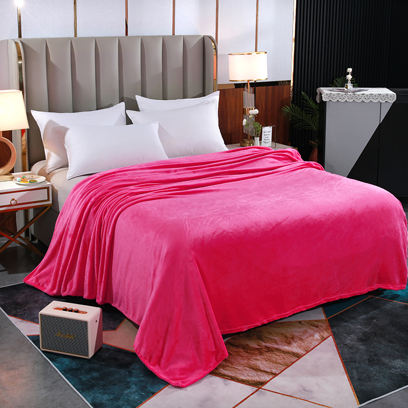 新款220克纯色法莱绒毛毯赠品法兰绒毯子床单素色礼品盖毯批发 120×200cm 玫红