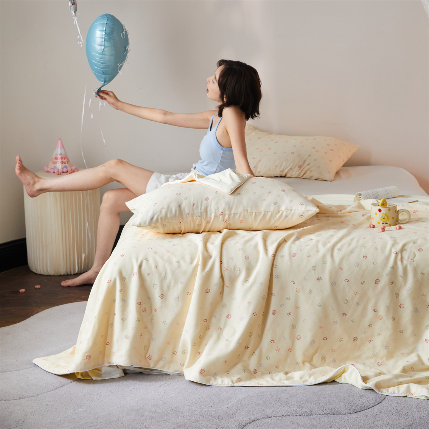 2026新款锦氨全棉双层纱20大豆抗菌双感夏被子被芯（模特图） 草莓朵朵