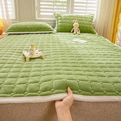 2023新款加厚牛奶绒夹棉床垫 1.2x2m 苹果绿