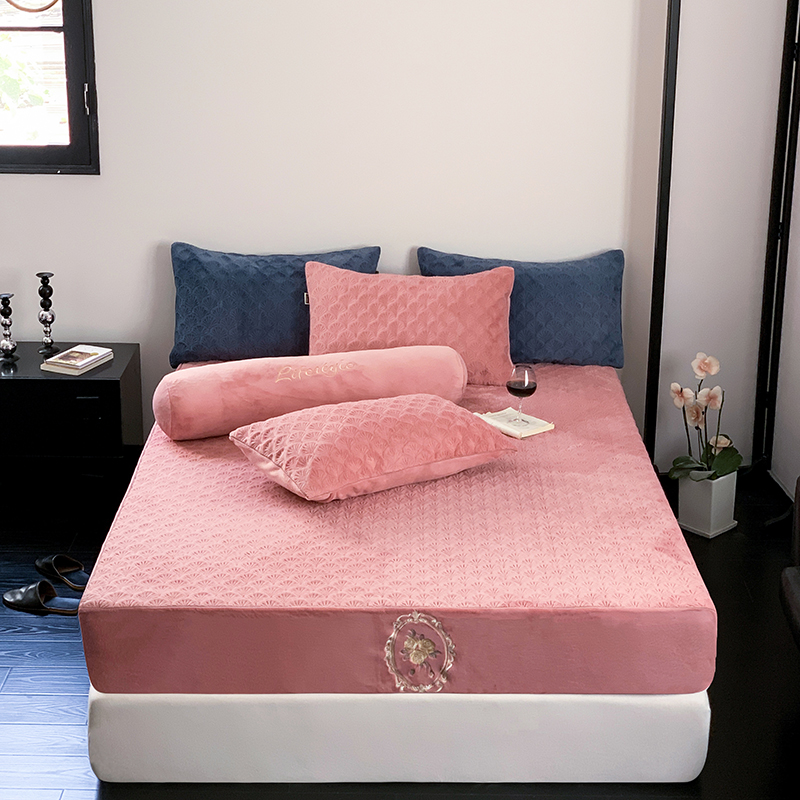 2024新款亲肤纯色床垫保护罩单件床笠 180x200cm 粉色