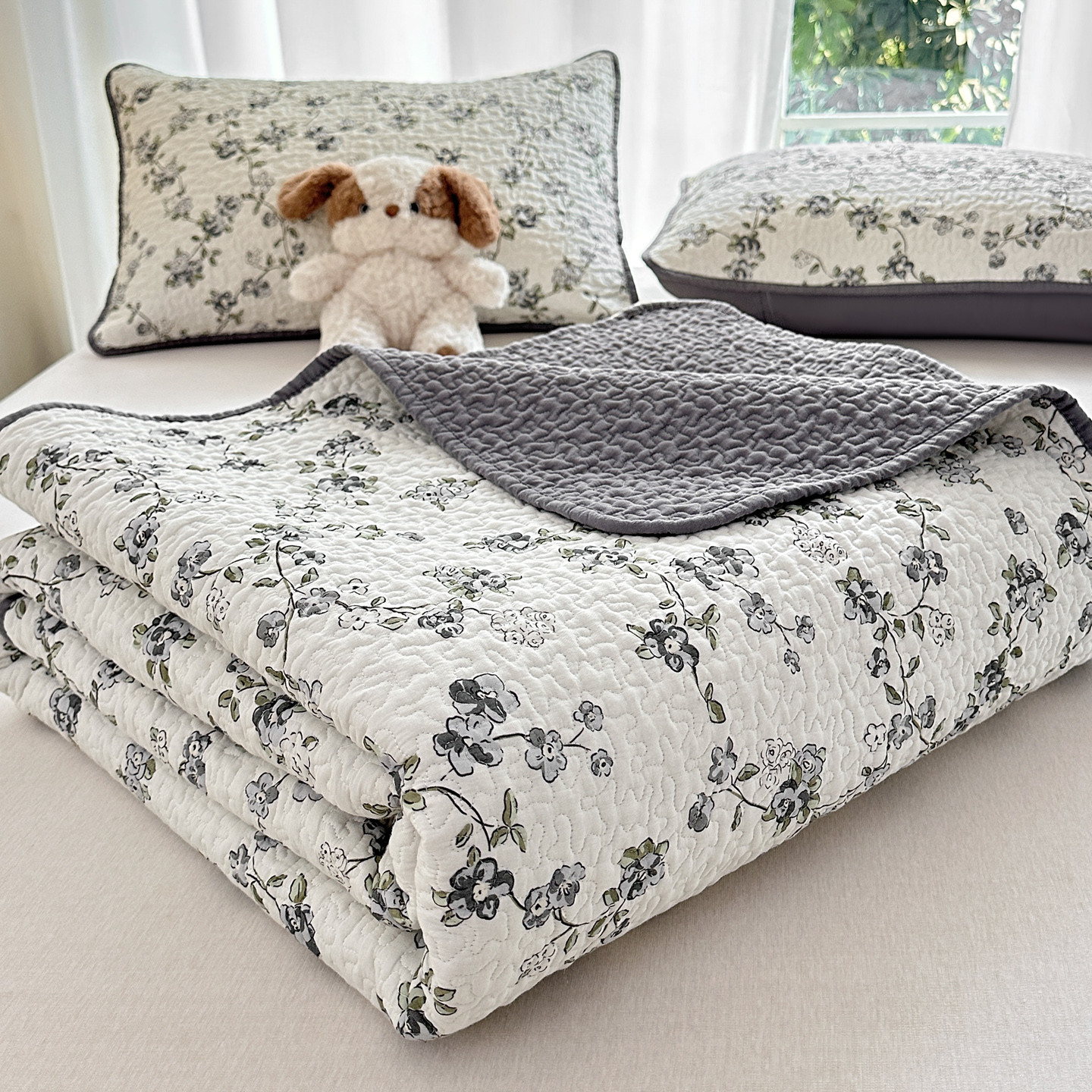 2025新款小清新全棉印花床盖 紫藤花