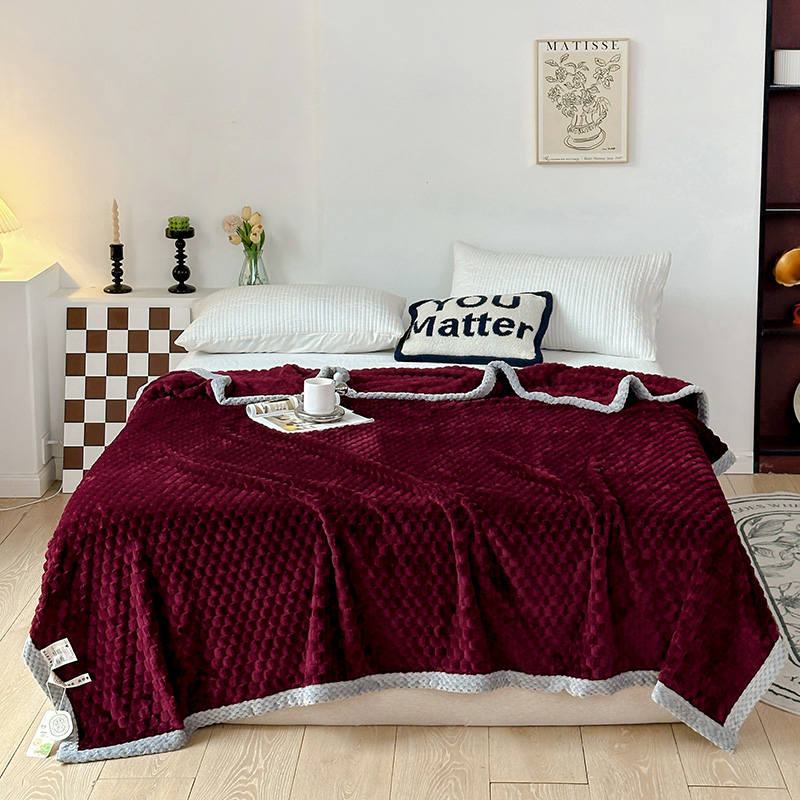2023新款高克重金龟绒毛毯午睡毯礼品毛毯 1.5*2.0m 酒红