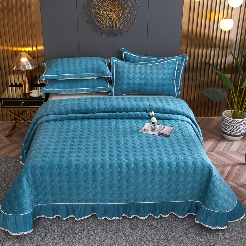 2021新款水晶绒牛奶绒保暖速热绗缝夹棉床盖 1.5*2.3m单床盖 孔雀-蓝