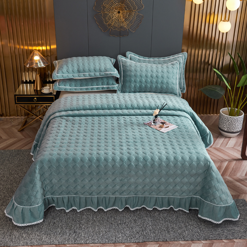 2021新款水晶绒牛奶绒保暖速热绗缝夹棉床盖 2.5*2.5m单床盖 抹茶-绿