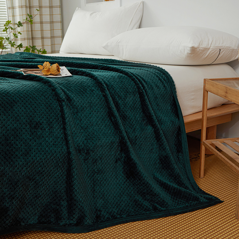 2021新款330G同色水晶绒包边毛毯午睡毯双面毯子 100*150cm 墨绿色