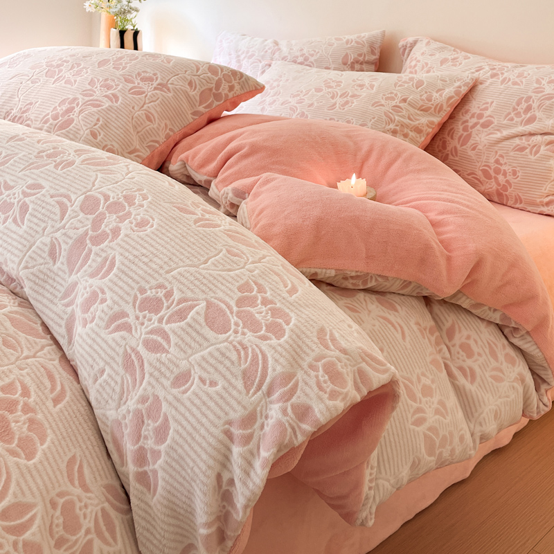 2025新款花卉雕花绒加厚保暖四件套