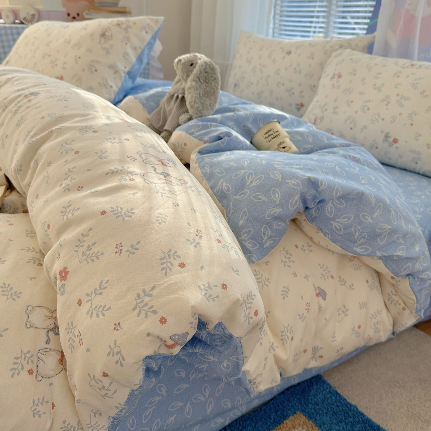 2026新款全棉小清新印花四件套 贪玩小兔兔