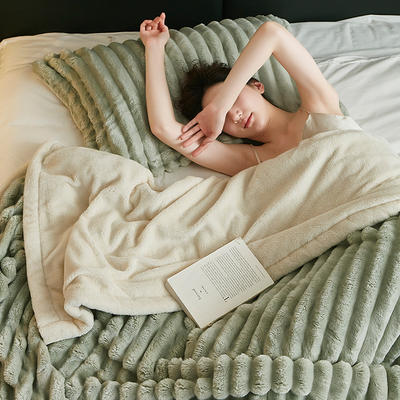 2024新款玉兔绒亲肤舒适休闲毛毯盖毯毯子系列 150*200cm 玉兔-奶茶绿