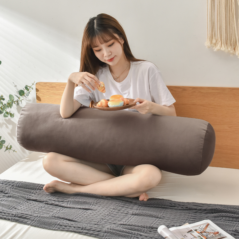 2022新款臻丝绒简约时尚多功能圆柱抱枕沙发靠枕 长90*直径25cm 咖啡色