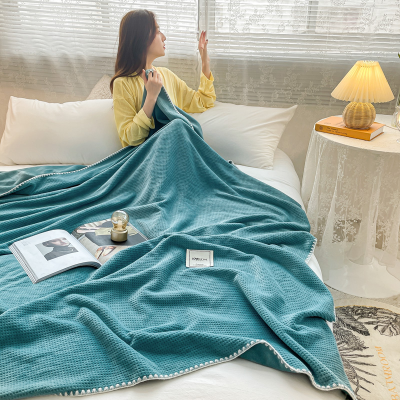 2021新款纯色双层华夫格牛奶绒盖毯毛毯毯子，被套两用 100*150cm 宾利兰