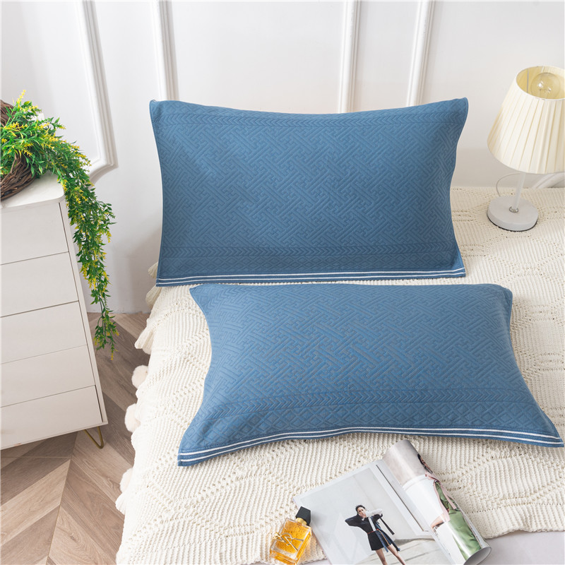 新款素色系列枕巾52*78cm 迷宫格-蓝