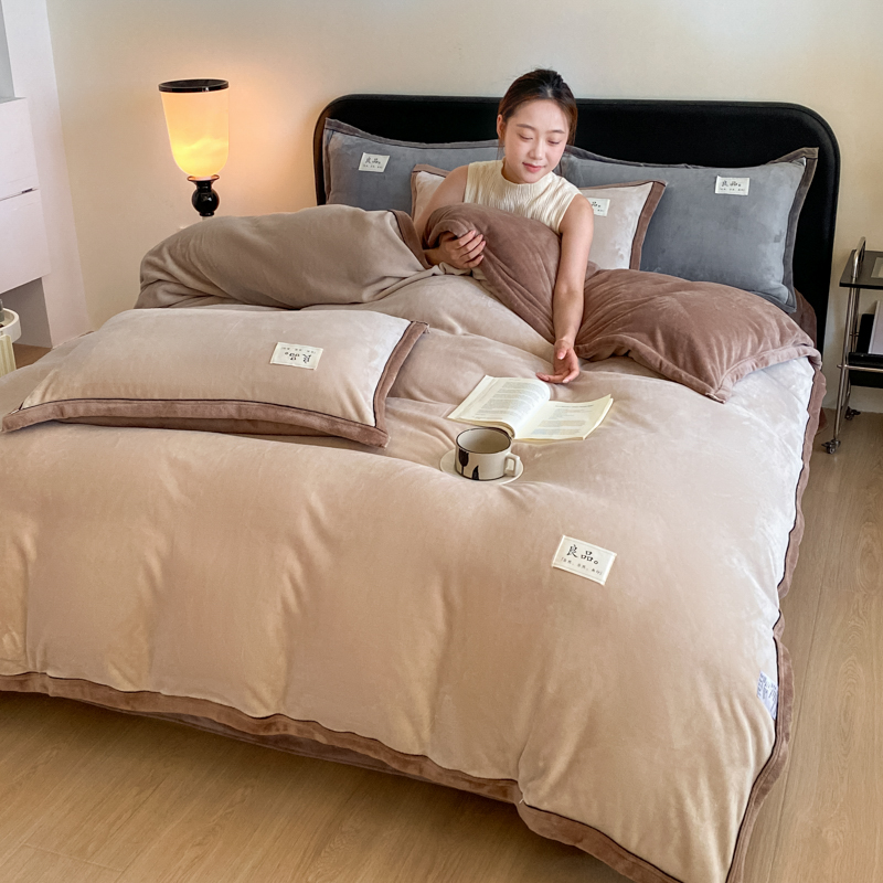 2024新款牛奶绒包边嵌绳款双拼四件套