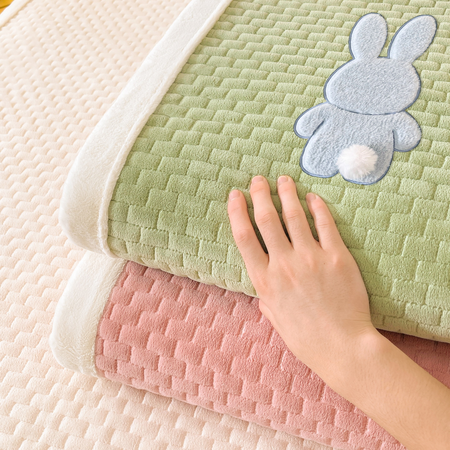 2025新款新棉绒床褥-许愿兔（成人款）