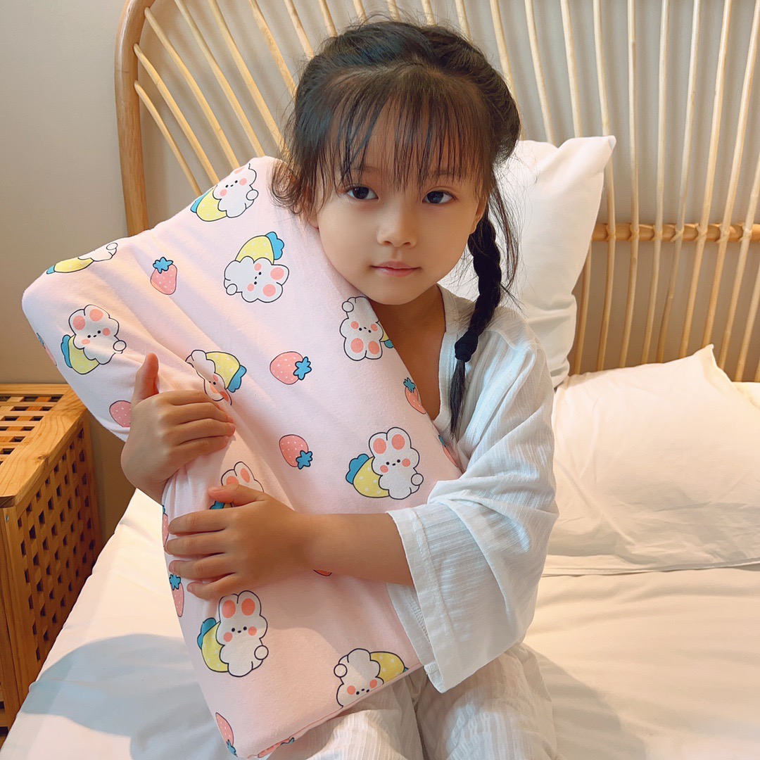 2023新款儿童乳胶枕枕头枕芯 27x44cm/只草莓兔