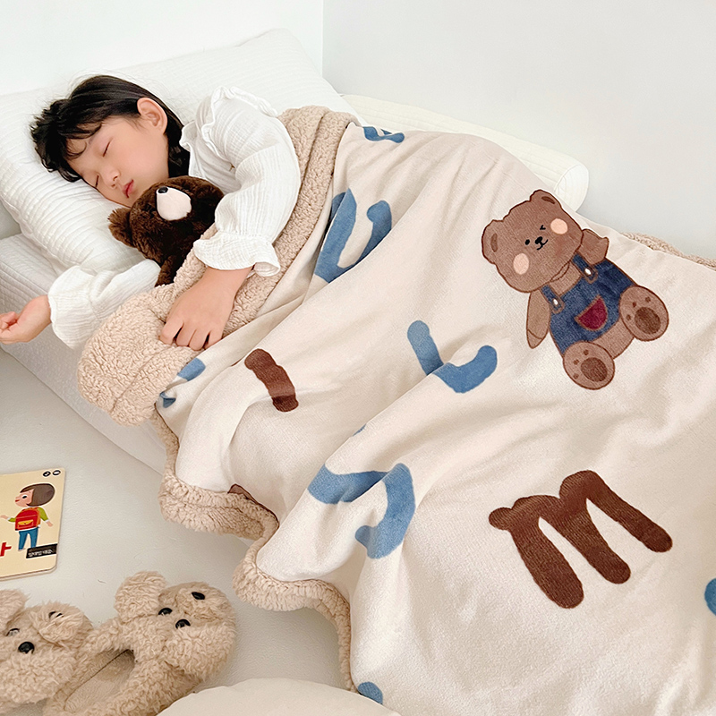 2023新款ins加厚卡通牛奶绒羊羔绒毛毯午睡毯沙发盖毯 120x150cm 字母熊