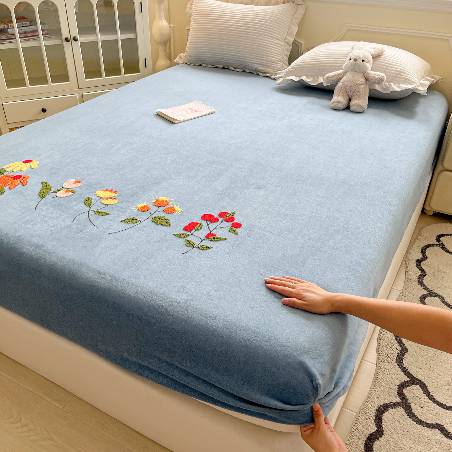 2025秋冬新款加厚牛奶绒毛巾绣床笠