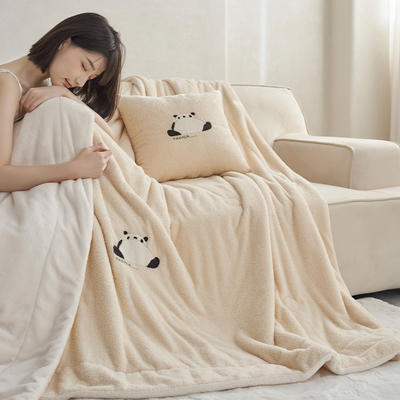 2023新款A类米粒绒舒棉绒熊猫抱抱毯盖毯毛毯 150*200cm 米白