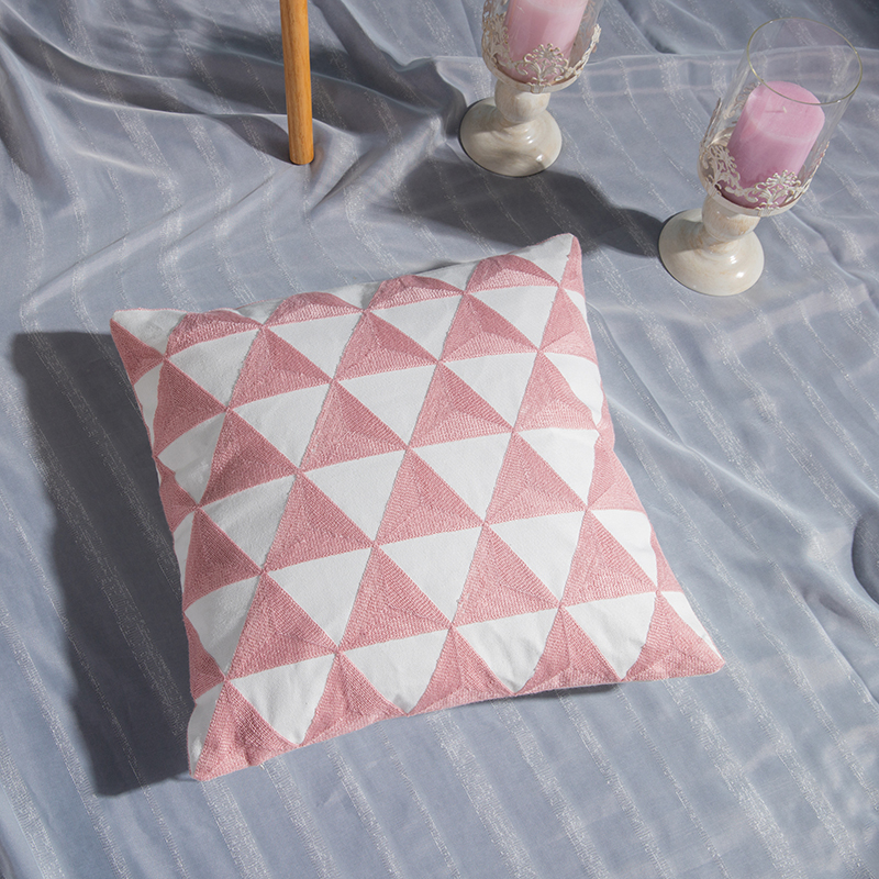 抱枕系列半绣-纯粉色 45*45cm（含芯） 三角