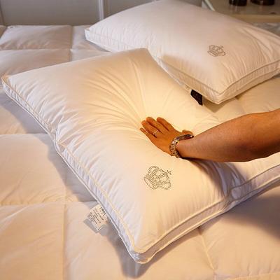五星级酒店枕头芯枕芯超柔软护颈椎成人家用单人 1100克 烫钻皇冠羽丝枕  高枕