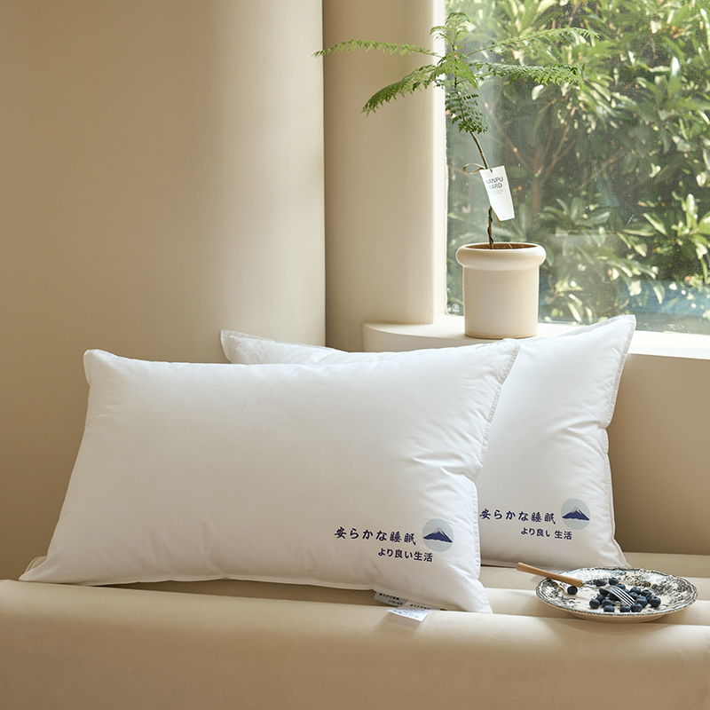 2024新款  在家睡出五星酒店的感觉 探索更舒适的睡眠 日系简约羽丝绒枕--高枕