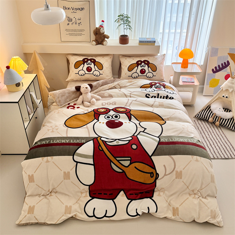 2025新款高克重牛奶绒大版印花卡通四件套 敬礼狗狗