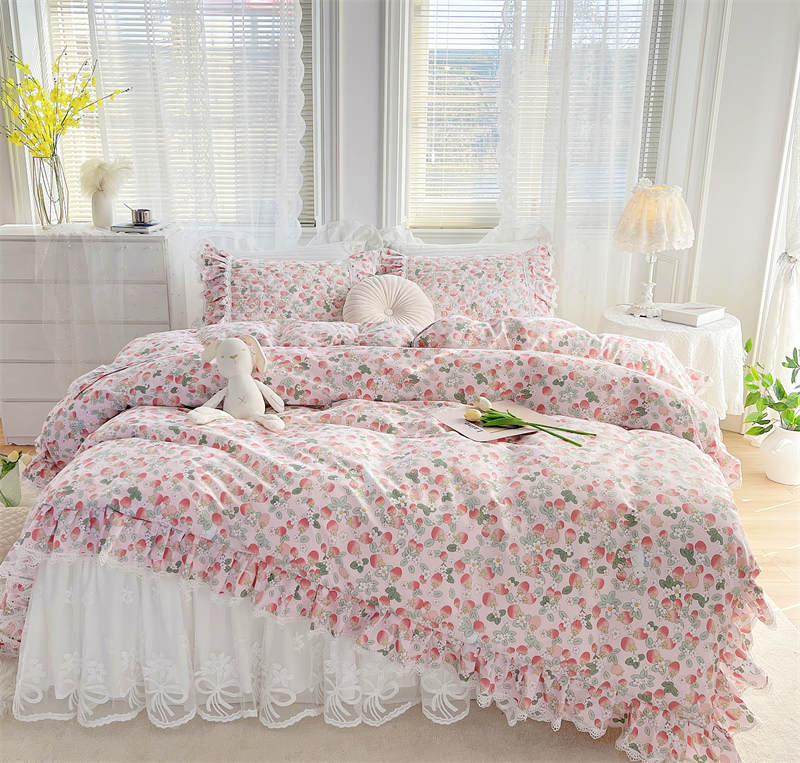 2023新款全棉法式蕾丝床裙系列-四件套 120*200cm+枕套1对 小草莓