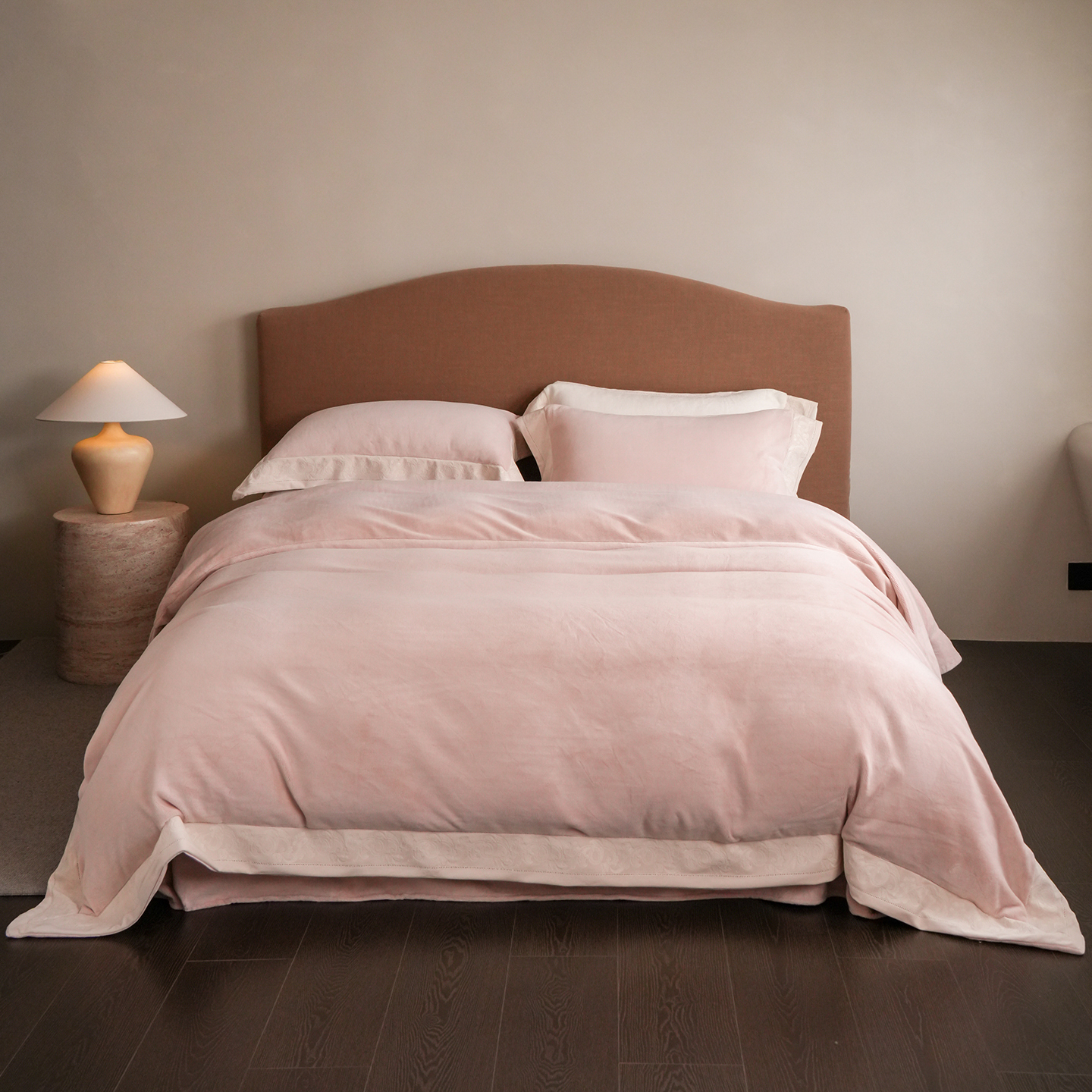 2025新款280克全消光绣花拼边四件套-赫莲娜