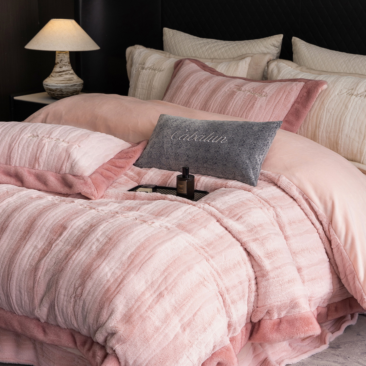 2025新款A版360克兔毛B版240克牛奶绒拼边580克欧貂四件套-帕奇