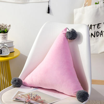 三角抱枕 公主风水晶绒床头靠垫 创意女生毛绒办公室沙发抱枕 48*48*48cm 粉色