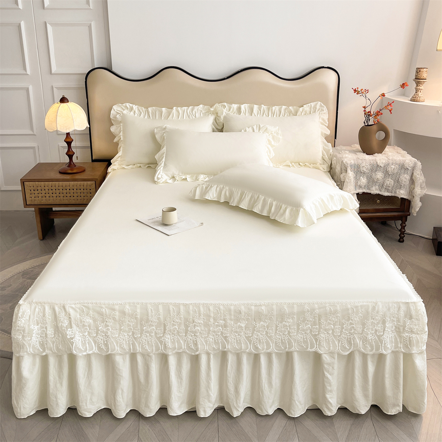 2026新款A类水洗棉花边床裙蕾丝床罩三件套-醉美人