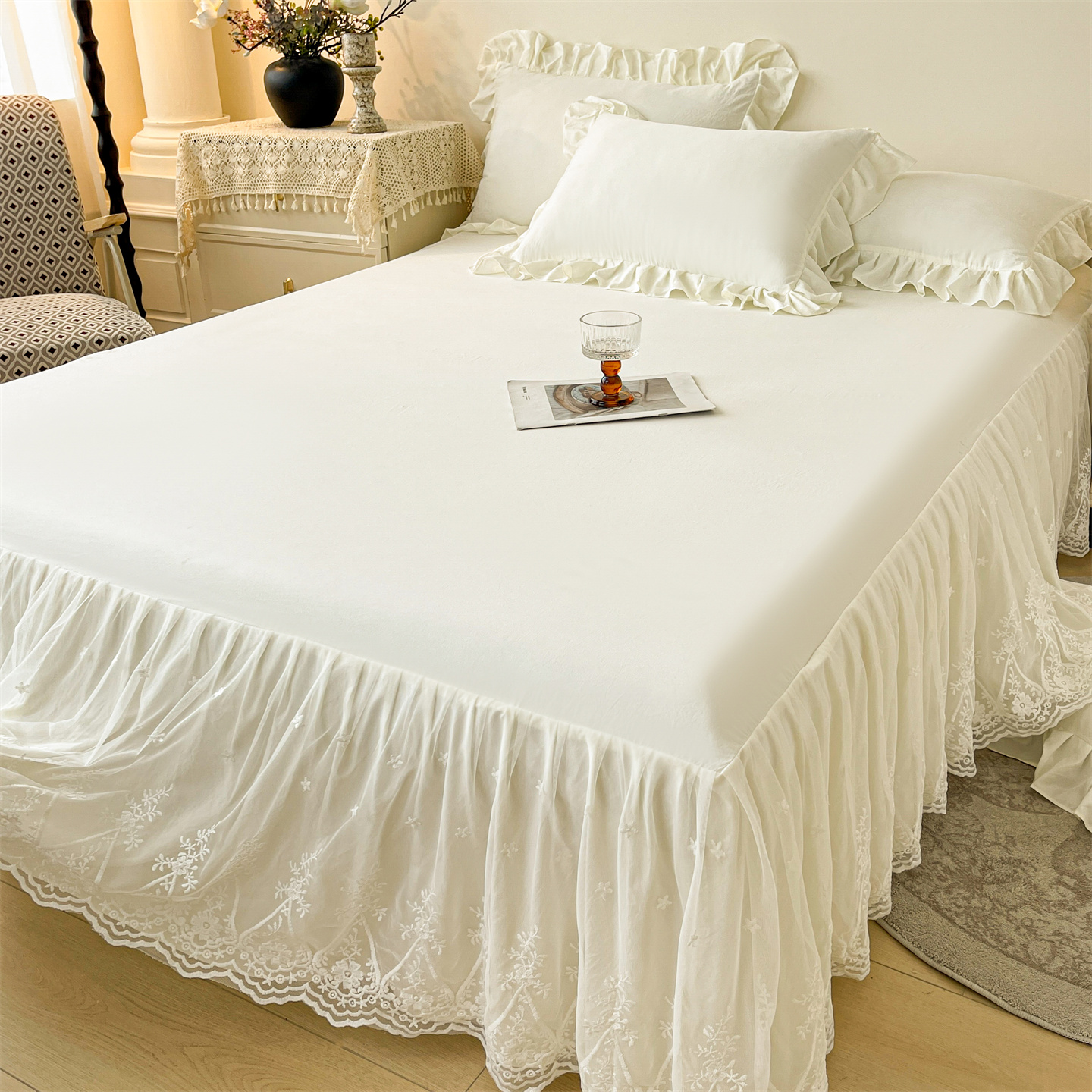 2026新款A类水洗棉花边床裙蕾丝床罩三件套-梦之香