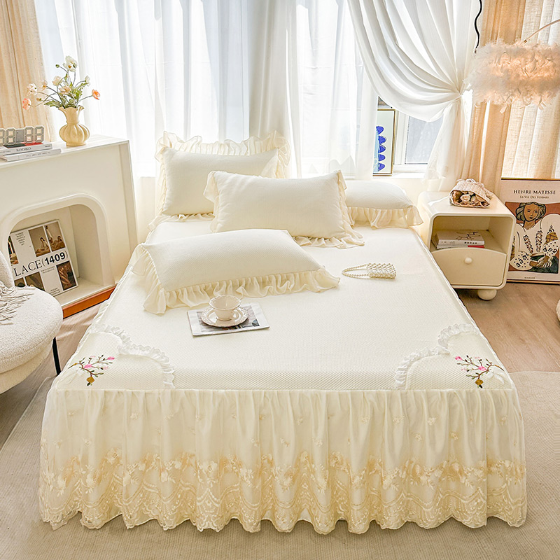 2026新款海洋丝凉感豆豆床裙凉席三件套系列-春意浓