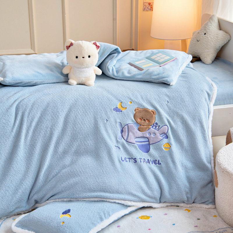 2025新款艾尼绒多功能两用被套 旅行小熊