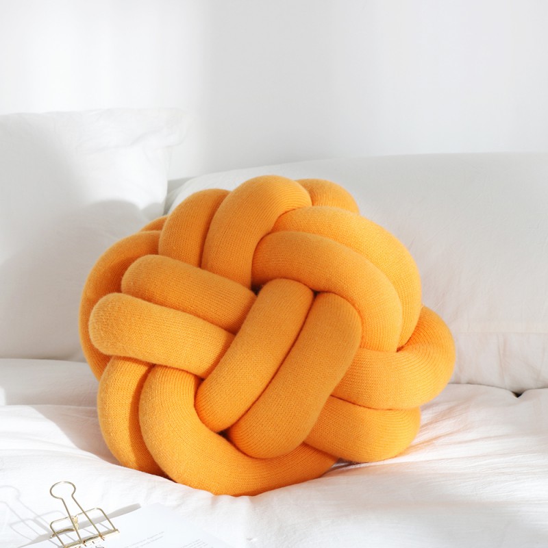 新款-艾伦手工针织抱枕 靠枕 长39cm 宽30cm高16 橘色